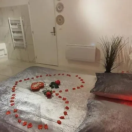 Love De La Presqu'ile