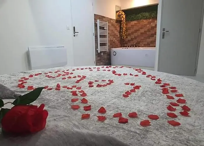 Timebasishotel Love De La Presqu'ile
